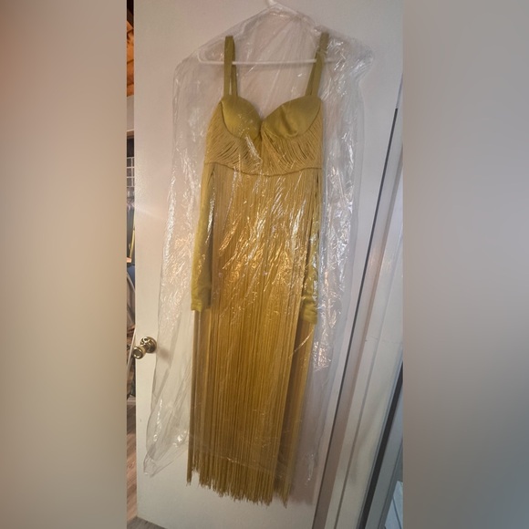 HOUSE OF CB 'Emee' Acid Yellow Satin Fringe Dress/Size M-US 6-8. Chartreuse - Picture 10 of 11